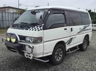 Mitsubishi delica p35w
